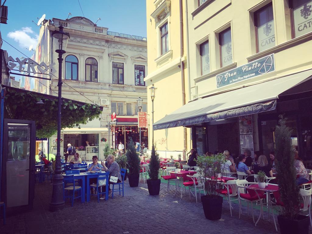 Bohemian Old Town Boutique Apartment Bukares Bagian luar foto